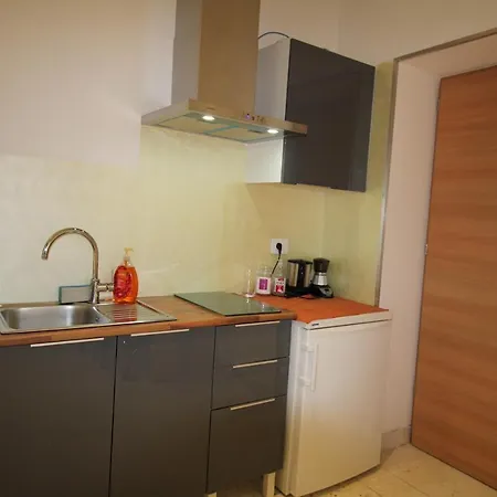 Guest house Gardar Fox *