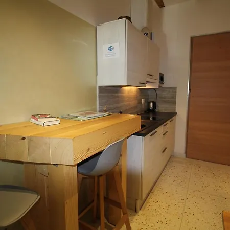 Gardar Fox 3*