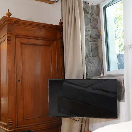 Gardar Fox Guest house *