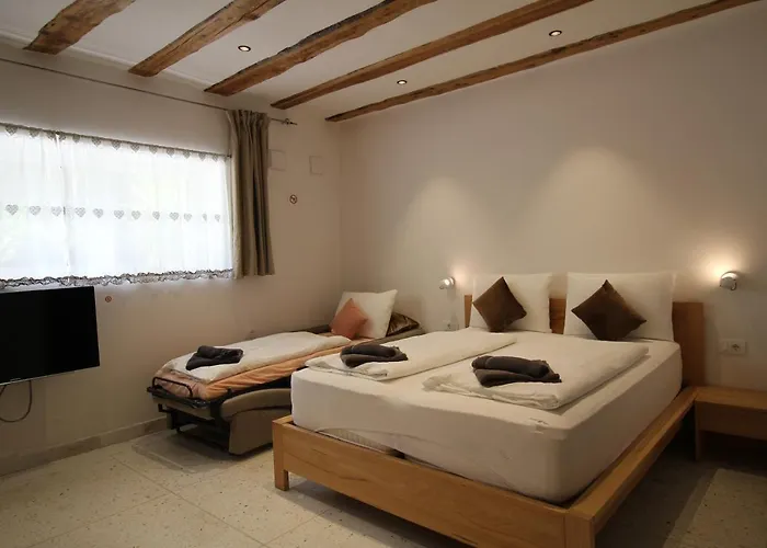 Gardar Fox بيت ضيافة 3*