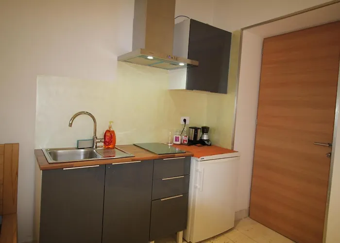 بيت ضيافة Gardar Fox 3*