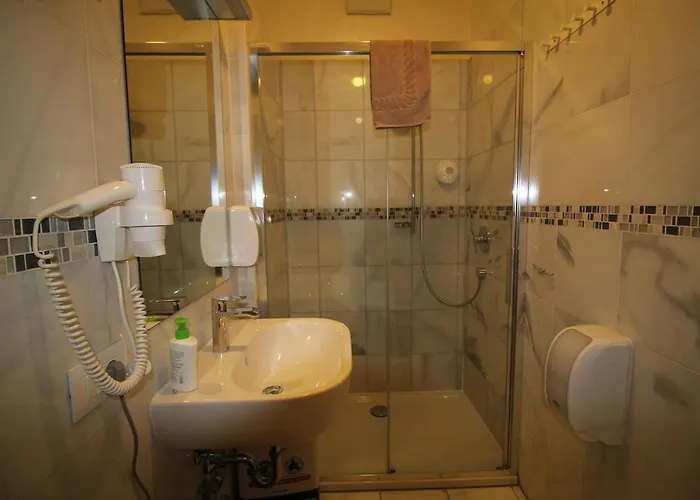 Gardar Fox 3* بولزانو