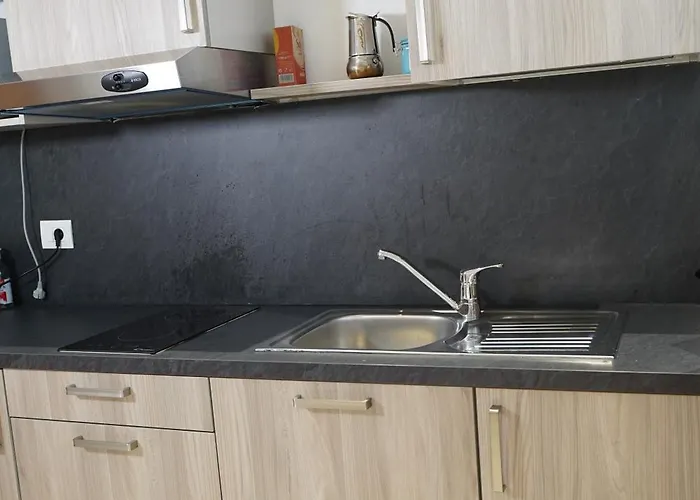 بيت ضيافة Gardar Fox 3*