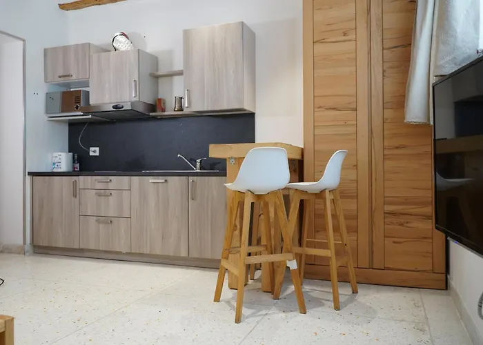 Gardar Fox Гостьовий будинок 3*