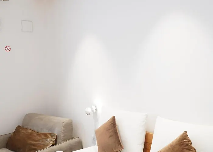 Gardar Fox 게스트하우스 3*