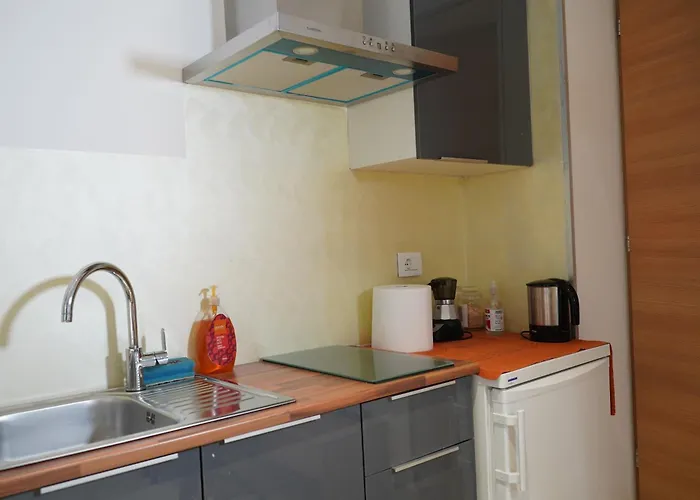 بيت ضيافة Gardar Fox 3*