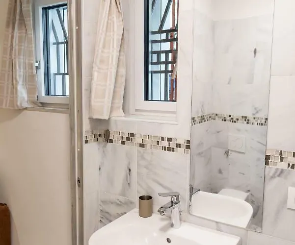 Gardar Fox بيت ضيافة